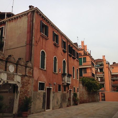 Locazione Turistica Corte Vecchia Velence Kültér fotó